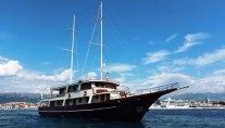 Motor Sailor - LUNA